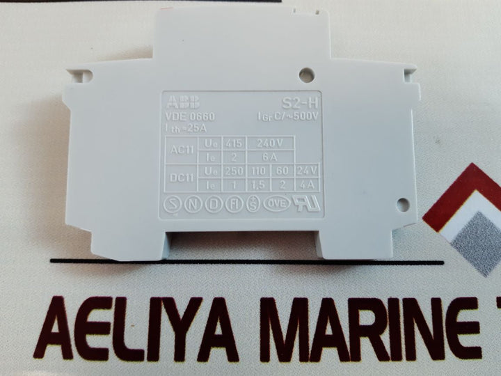 Abb S2-h Auxiliary Switch 240V 6A Vde 0660