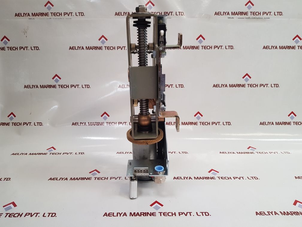 Abb uemc 40k3-220v dc New