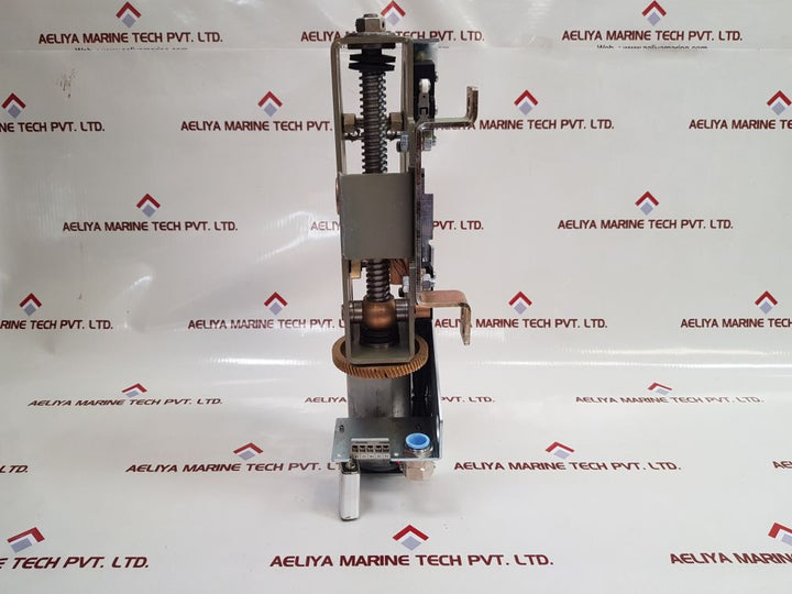 Abb uemc 40k3-220v dc New