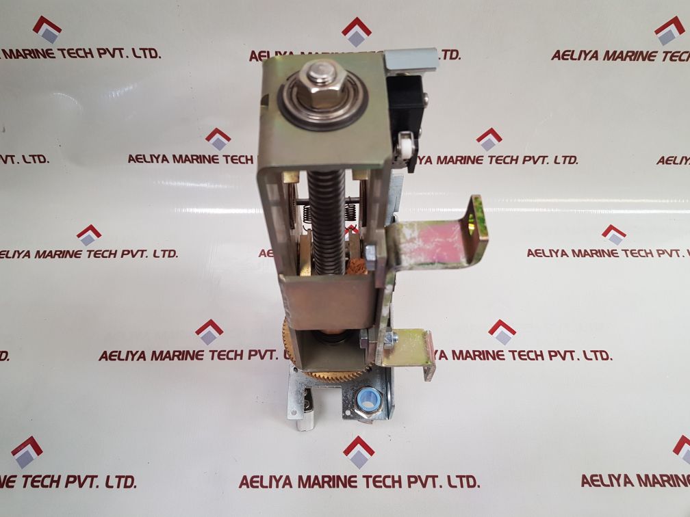 Abb uemc 40k3-220v dc New