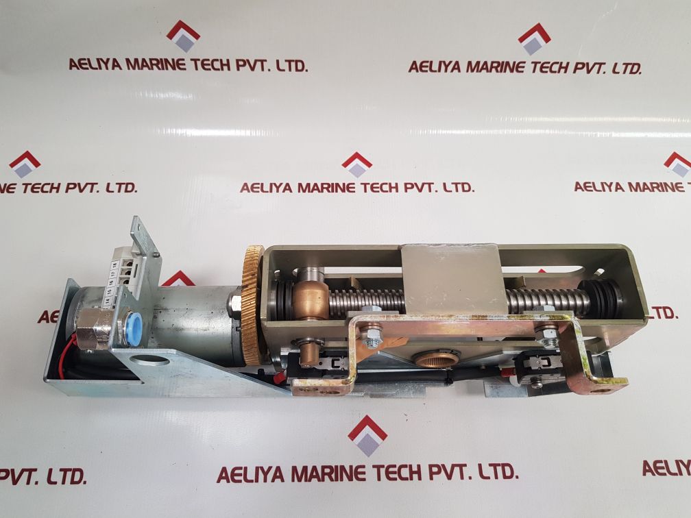 Abb uemc 40k3-220v dc New