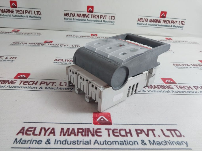Abb Xlp00-6Bc Fuse Load Break Switch Disconnector Ue 400V/500V/690V 12W