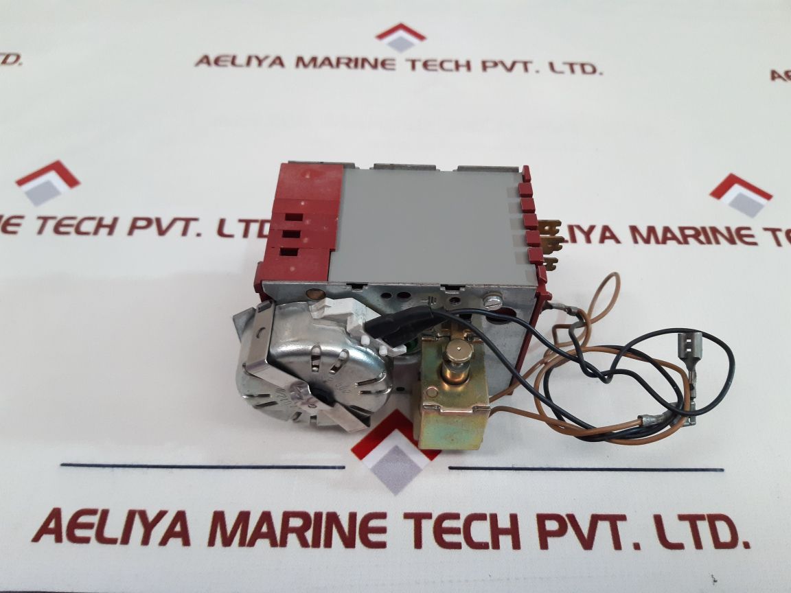 Ako P-10900 Timer 250V