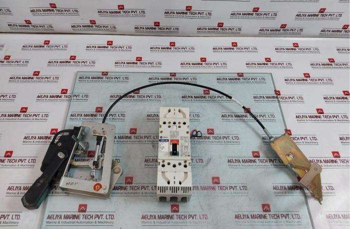 Allen-bradley 140u-h6 Molded Case Circuit Breaker Set 25a 3-poles