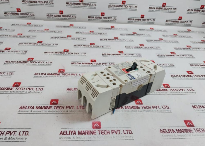 Allen-bradley 140u-h6 Molded Case Circuit Breaker Set 25a 3-poles