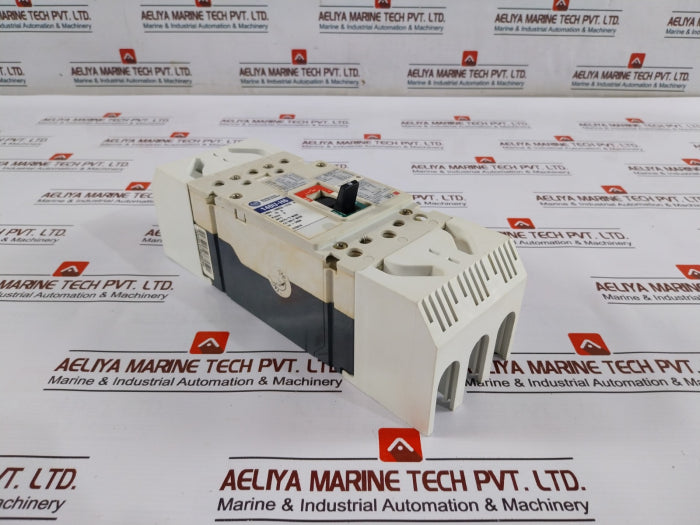 Allen-bradley 140U-h6C3-c15 A Molded Case Circuit Breaker 3-pole 15A