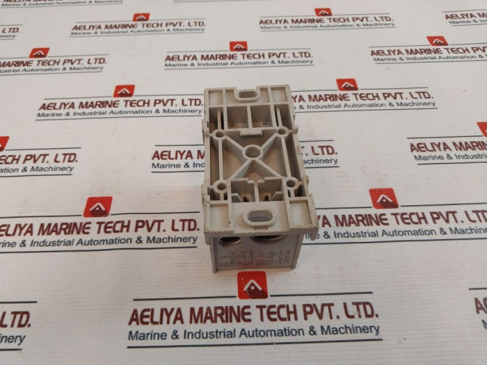 Allen-bradley 1492-pde1C183 Power Distribution Block 600V 335A