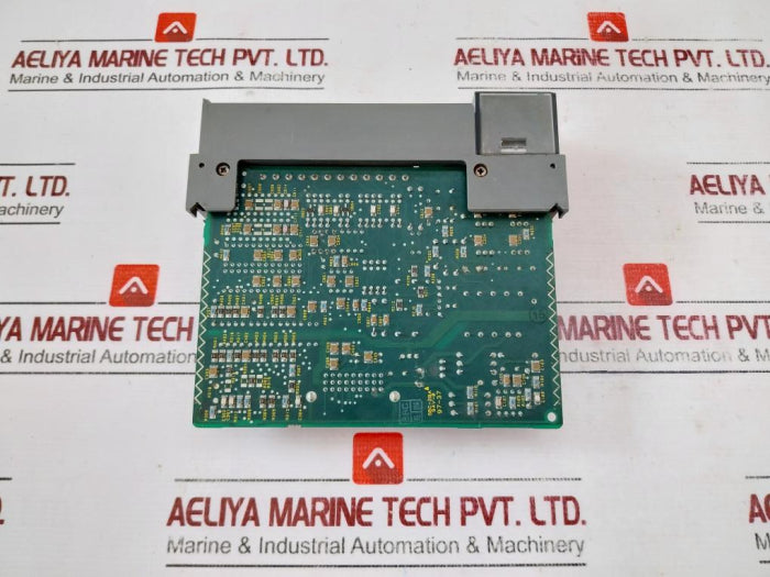 Allen-bradley 1746-fio4V Analog Combination Module Sbc-2Ba 94V-0 Win (21) 1P