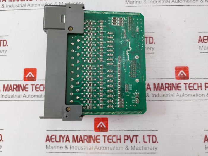 Allen-bradley 1746-oa16 Output Module Slc500 Ser D 85-265Vac 50/60Hz 1440Va