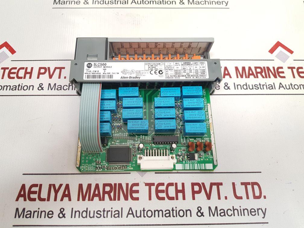 Allen-bradley 1746-ow16 16 Point Digital Output Module Ser D 50/60 Hz 1440Va