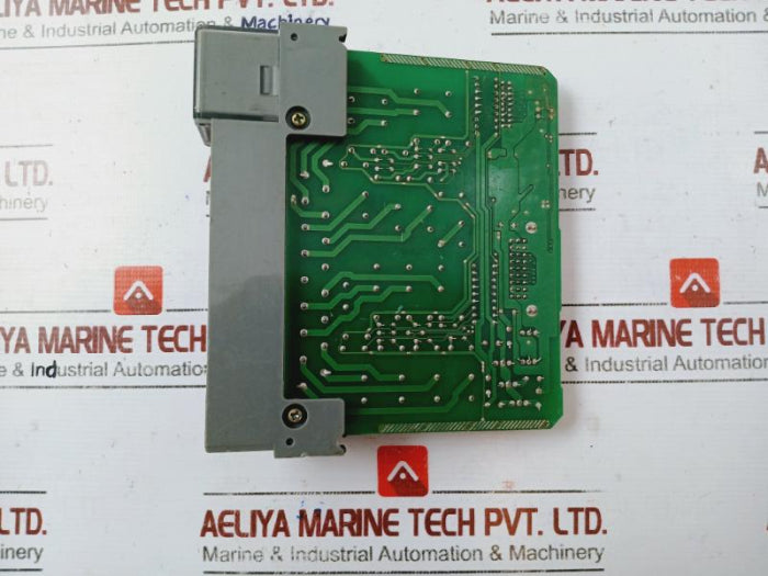 Allen-bradley 1746-ow16 Slc500 Point Digital Output Module 5-265 Vac Ser:C