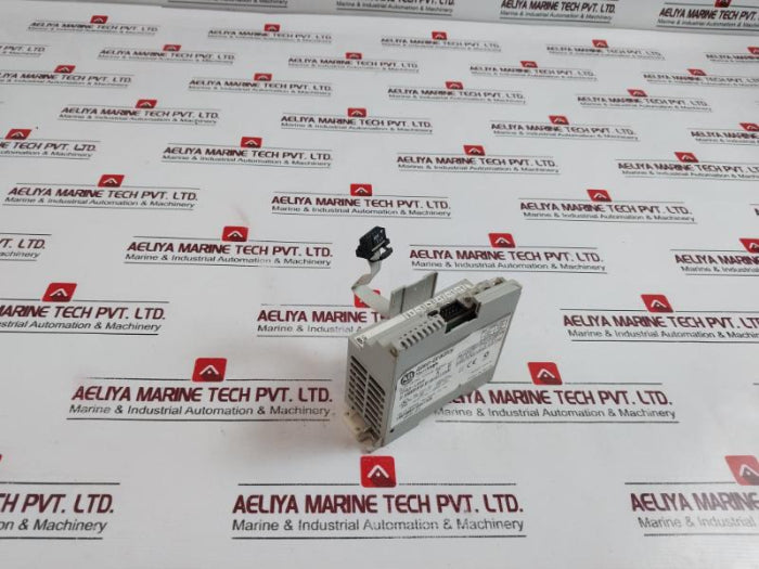 Allen-bradley 1762-ob8 Micrologix 8 Point Digital Output Module 24Vdc