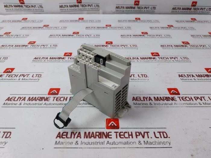 Allen-bradley 1762-ow8 Micro Logix 8 Pt Vac/Vdc Relay Output 5Vdc 0.08A
