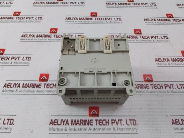 ALLEN-BRADLEY 1763-L16BBB Programmable Controller