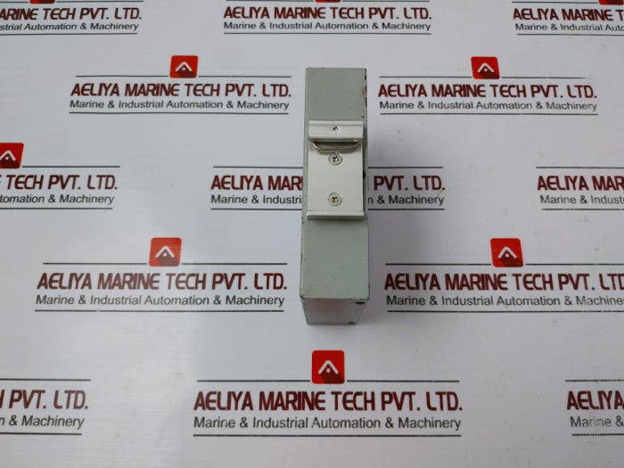 Allen-Bradley 1783-US5T Stratix 2000 Unmanaged Ethernet Switch 24V 2W