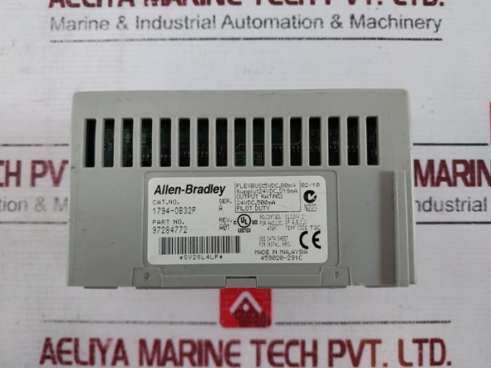 Allen-bradley 1794-0B32P Source Output-protected Module 24Vdc Ser A, Rev A01