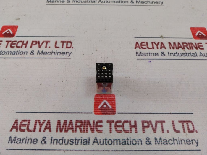 Allen-bradley 700-hc14Z24 Relay And Socket 24 Vdc