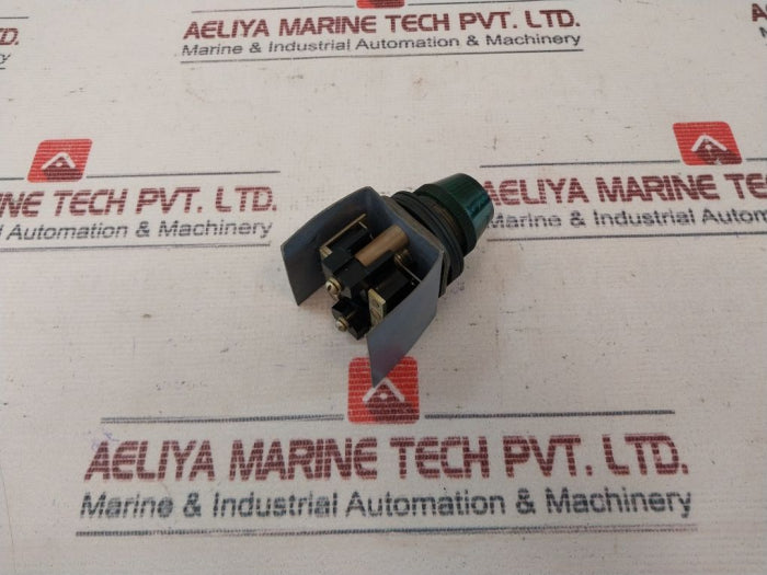 Allen-bradley 800T-q10R Oiltight Pilot Control Unit