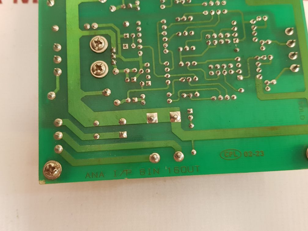 Analog I/P 8 In 16 Out
