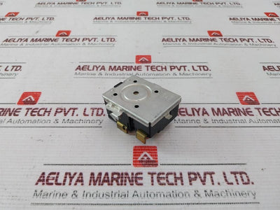 Apcom Wh9 Lower Thermostat 30A 120-250Vac