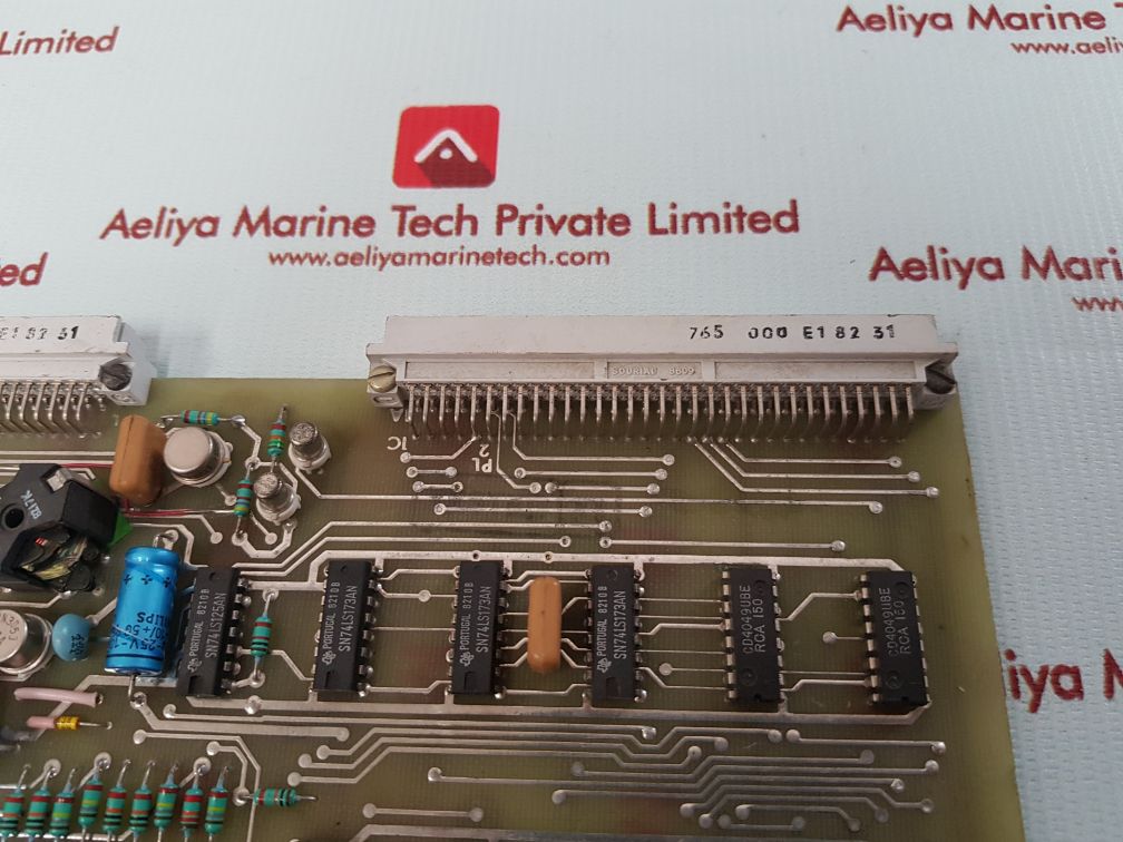 Apw 82-25 Compass Board