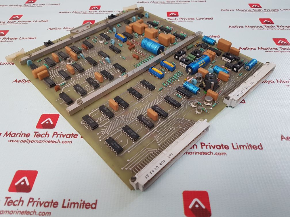 Apw 82-25 Compass Board