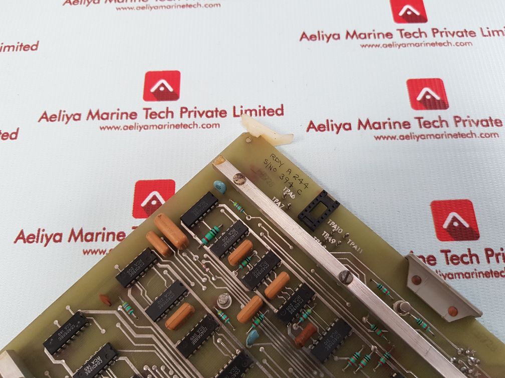 Apw 82-25 Compass Board