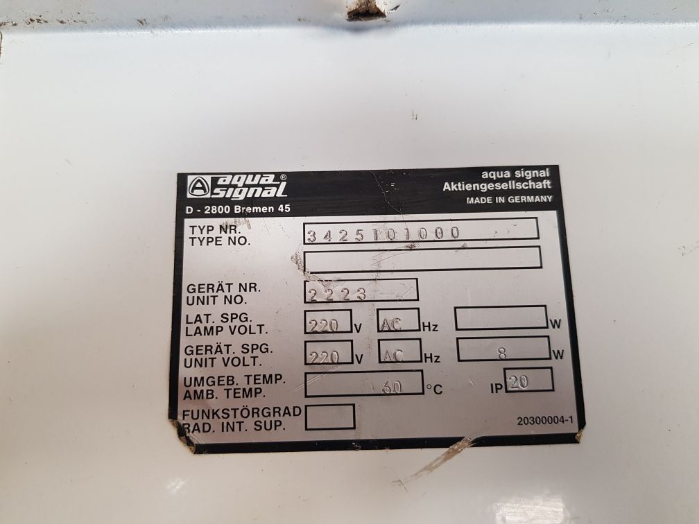 Aqua signal 3425101000