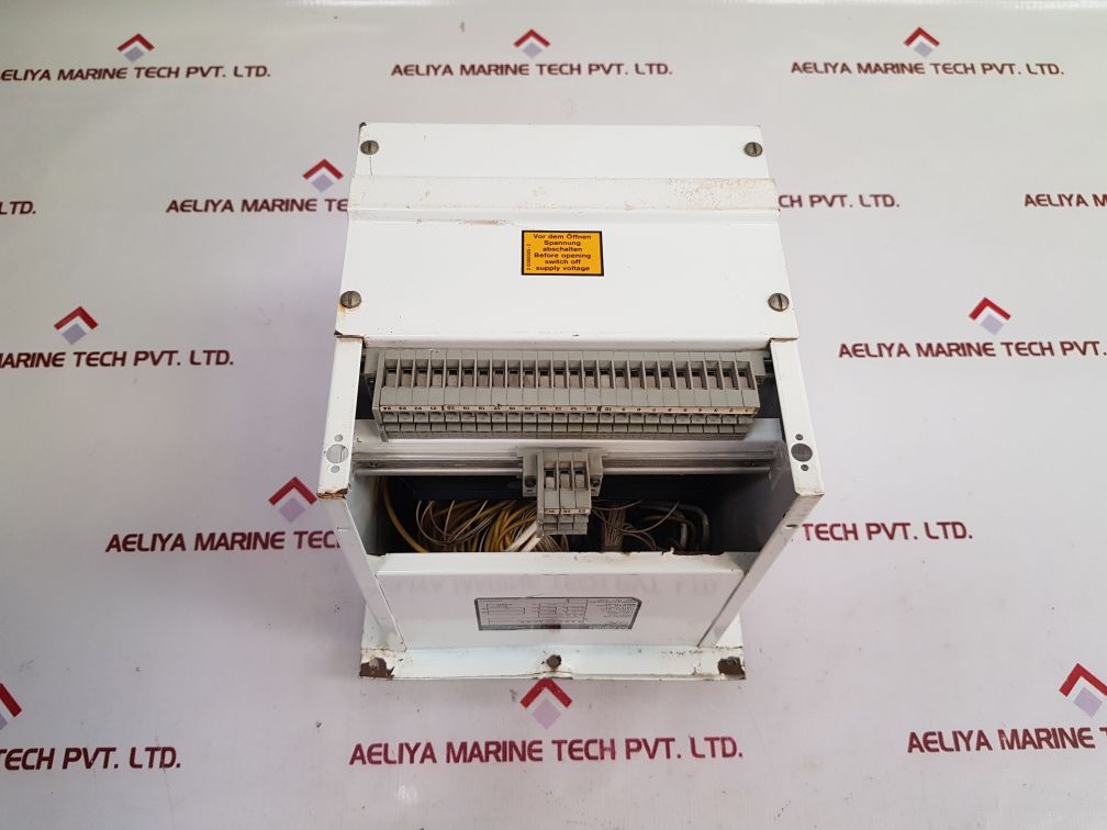 Aqua signal 3425101000