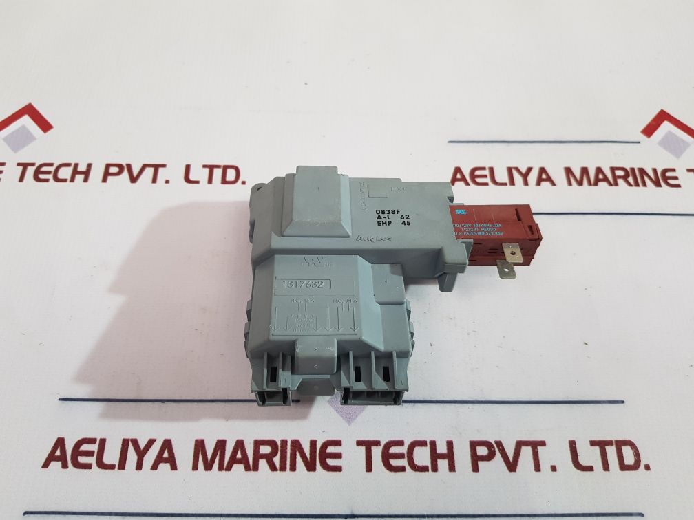 Ark-les 1317632 Washer Door Lock Frigidaire Unit