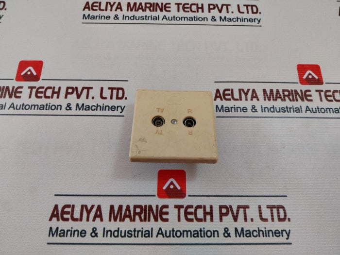 Astro Gut 215 Socket