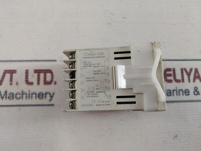 Autonics Tcn4S-24R Temperature Controller 100-240Vac