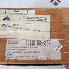 Tyco 2016589 keystone low profile switch box