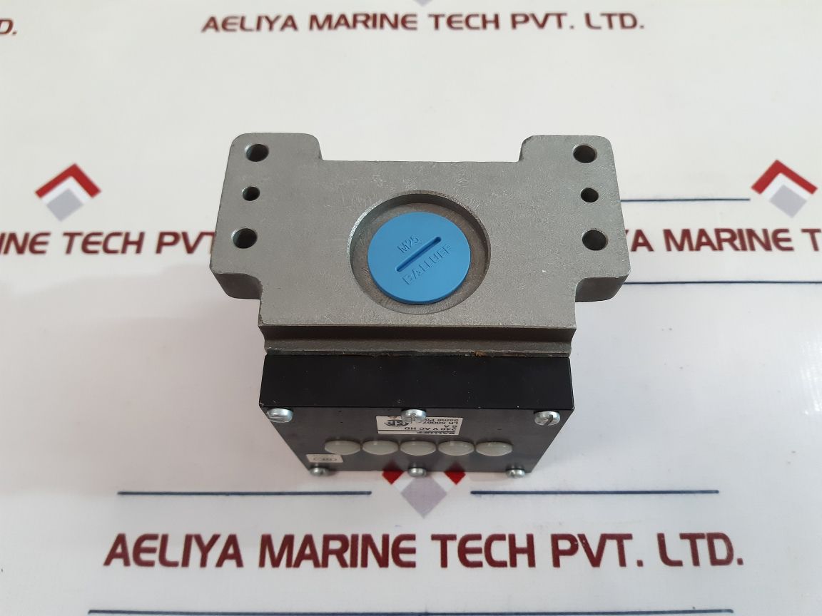 Balluff Bns 819-b05-r12-72-10-fd Limit Switch 240 Vac 6 A