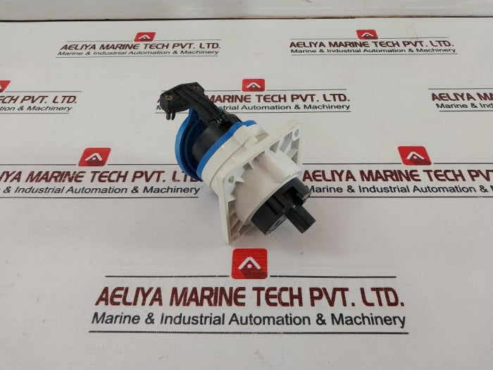 Bals Cee Norm 32-6H/200-250 Panel Mounting Socket 500V 12310