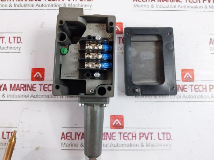 Barksdale Mt1H-m251-a Temperature Switch Type 4