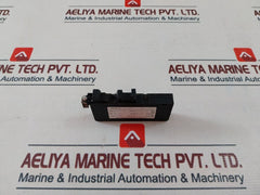 Bbc Ghg 11 19630 V1504 Supply Barrier 250V