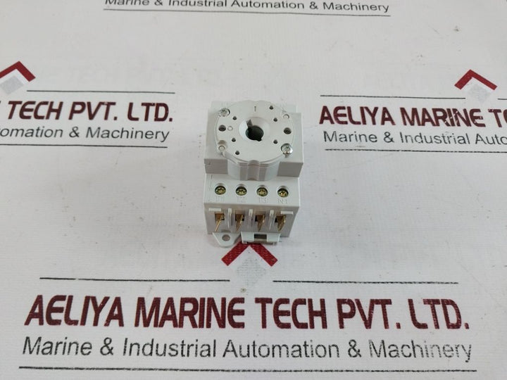 Benedikt & Jager 487 2217-30T Main Switch 600V Ac 32Amps