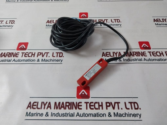 Bernstein Mak-1212-F-5-VDR Magnetic Switch Sensor 250VDC