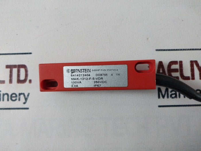 Bernstein Mak-1212-F-5-VDR Magnetic Switch Sensor 250VDC