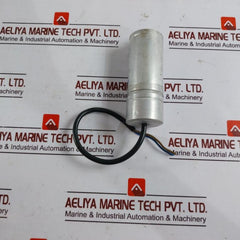 Bosch 0 670 313 338 Capacitor 430V