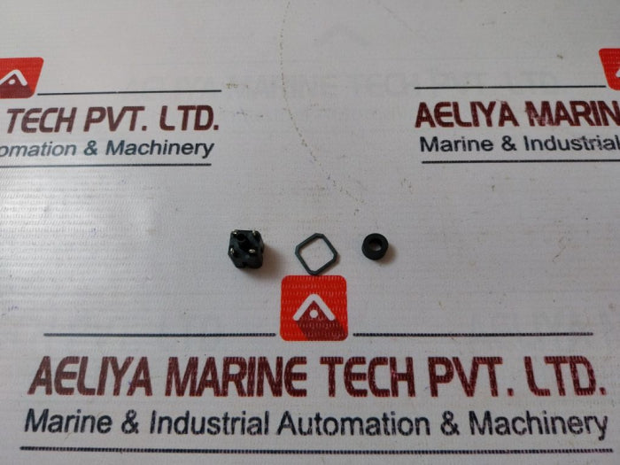 Bosch 1 834 484 063 Connector Housing