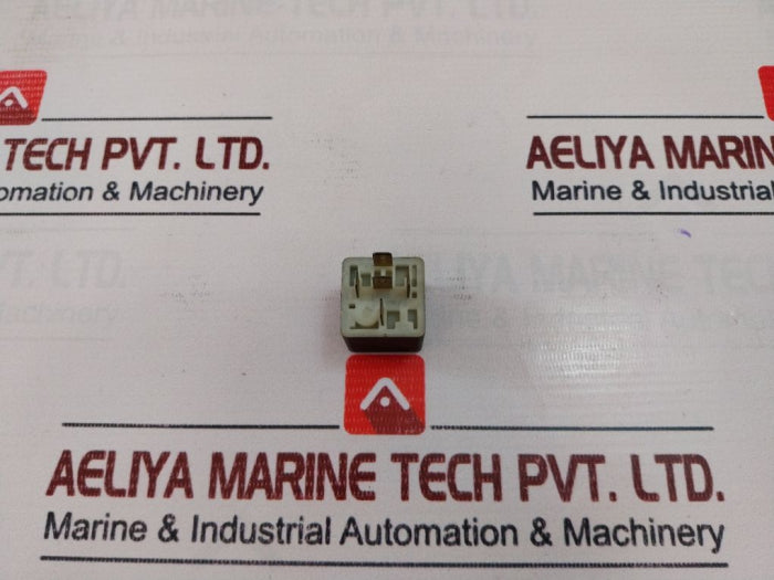 Bosch Volvo 0 332 209 214 Relay 24V