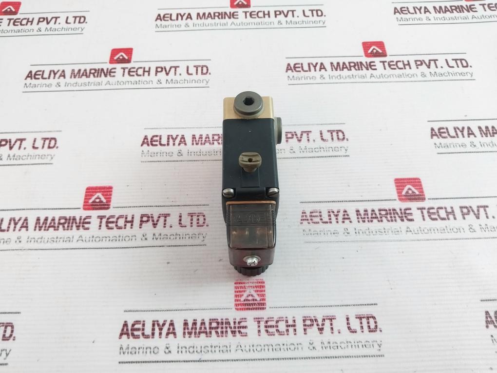 Burkert 0330 F 3 , 0 Fkm Ms Plastic Solenoid Valve