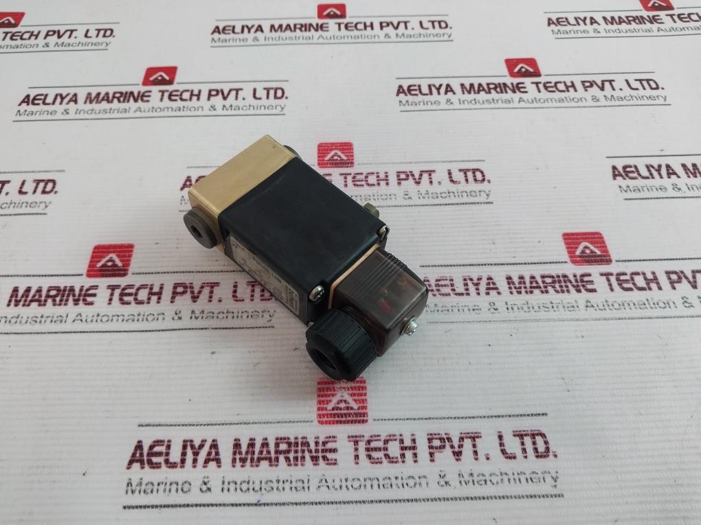 Burkert 0330 F 3 , 0 Fkm Ms Plastic Solenoid Valve