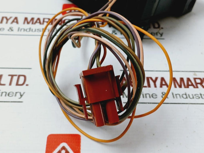 Burkert 0375 C 1,2 Nbr Pa 5-station Solenoid Valve Manifold 24V-2W