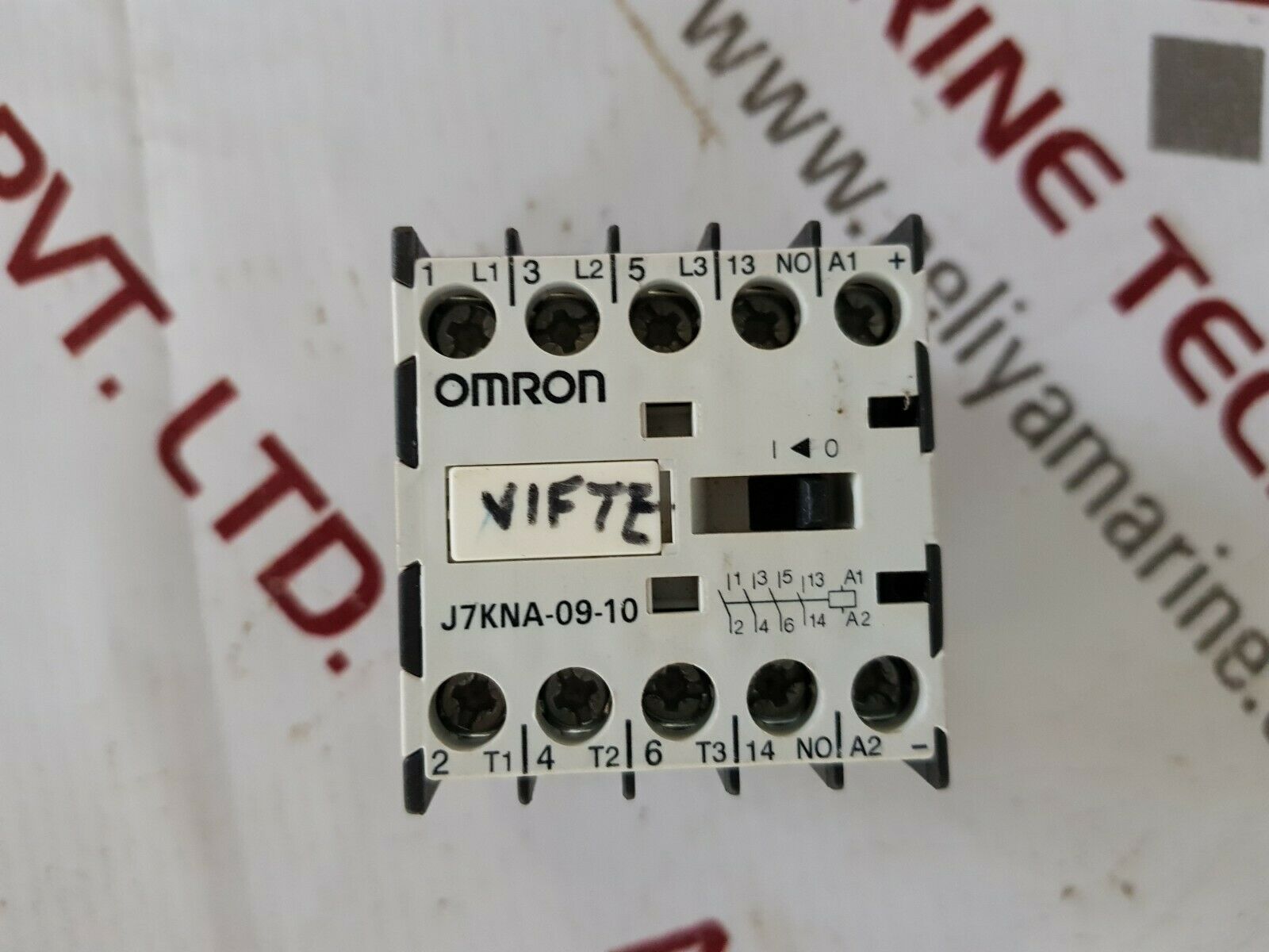Omron J7Kna-09-10 Contactor Relay