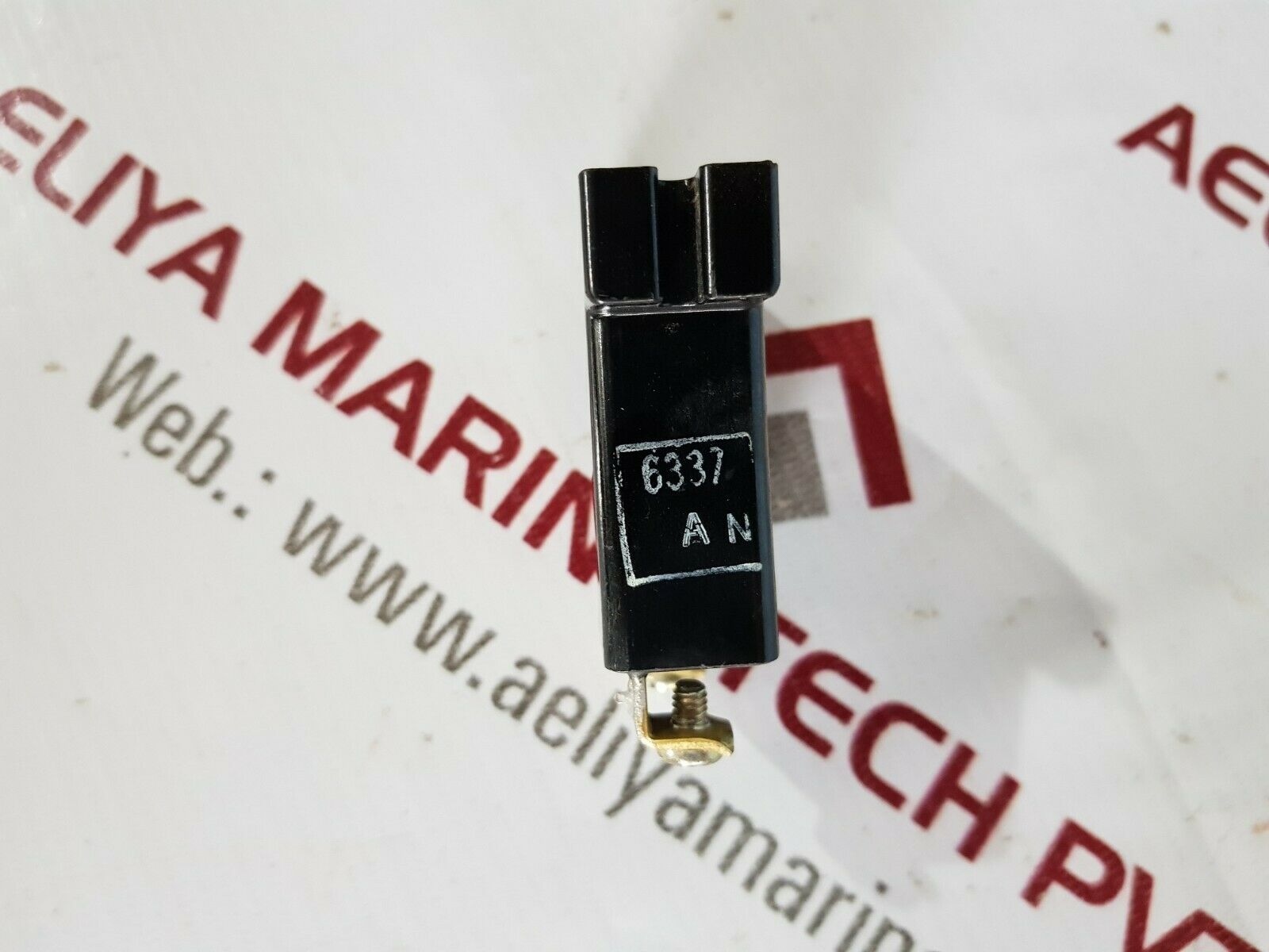 Square D no-5 coil