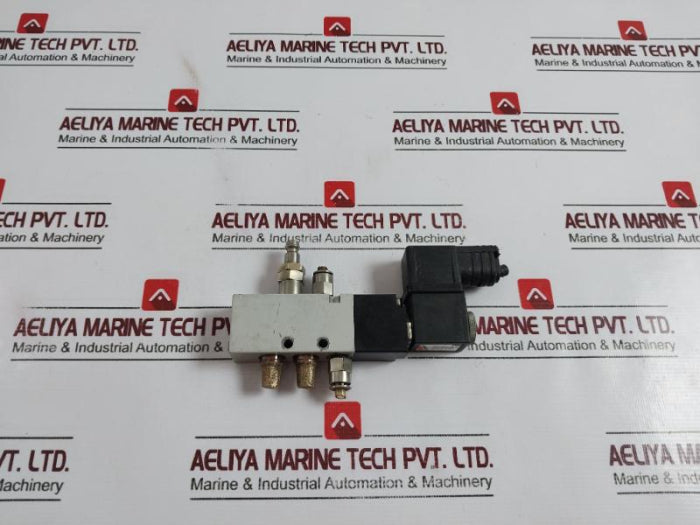 Camozzi 358-015 Solenoid Valve 358-015-02 50/60hz , 6.5 Va