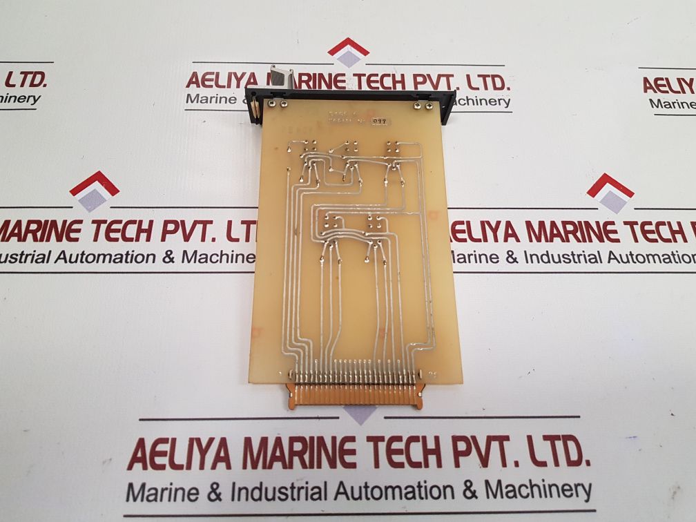 Card E Inter Locks & Handroll